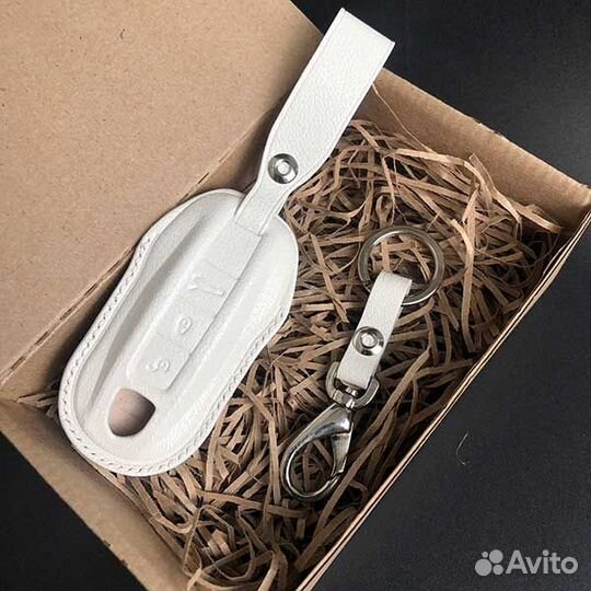 Чехол для авто ключа Porsche Порше кожа белый