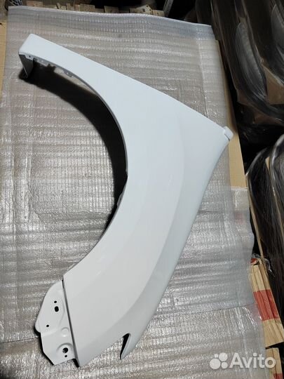 Крыло правое Р ено Логан 2, Сандеро 2 Белое повтор