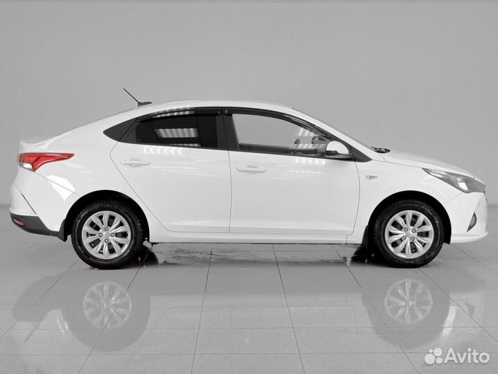 Hyundai Solaris 1.6 AT, 2022, 28 654 км