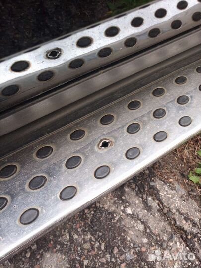 Заглушка порога GL164/W164