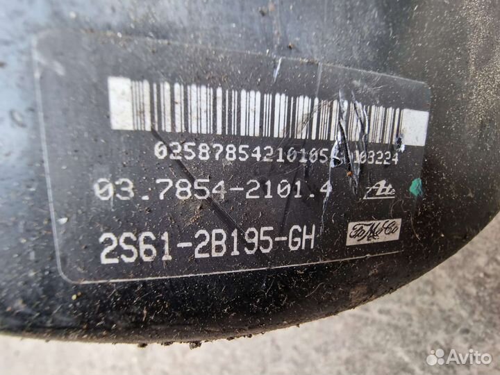 Вакуумный усилитель тормозов Ford Fusion