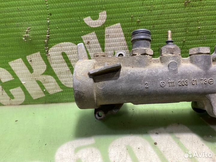 Корпус термостата Mercedes-Benz E-Class W124 M111