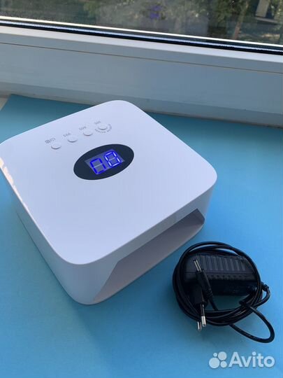 Лампа для сушки гель-лака