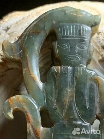 Подвеска фигурка из нефрита Приручение Дракона