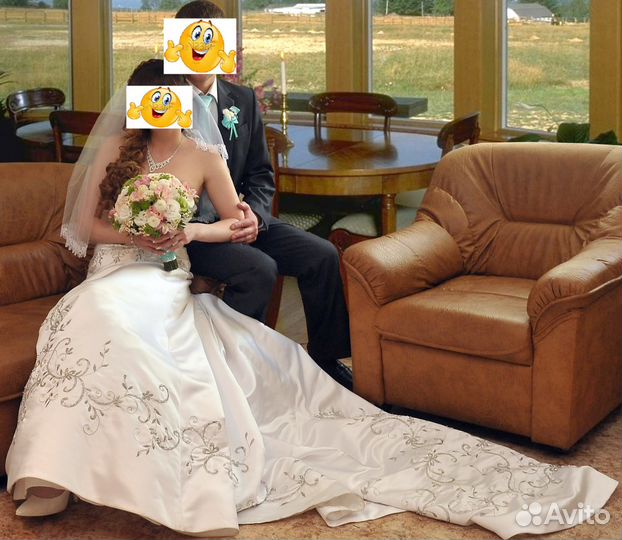 Свадебное платье