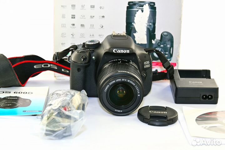Canon EOS 600D/T3i 18.0MP цифрозеркалка Kit 18-55
