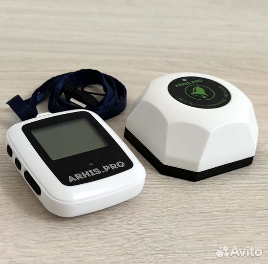 Кнопка вызова персонала и часы пейджер Поясной