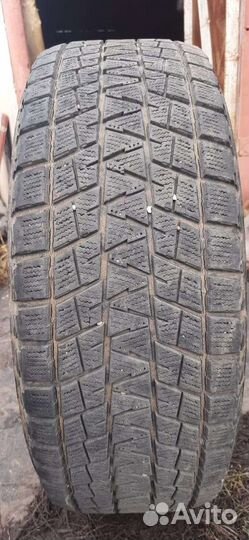 Bridgestone Blizzak DM-V1 265/65 R17 112R