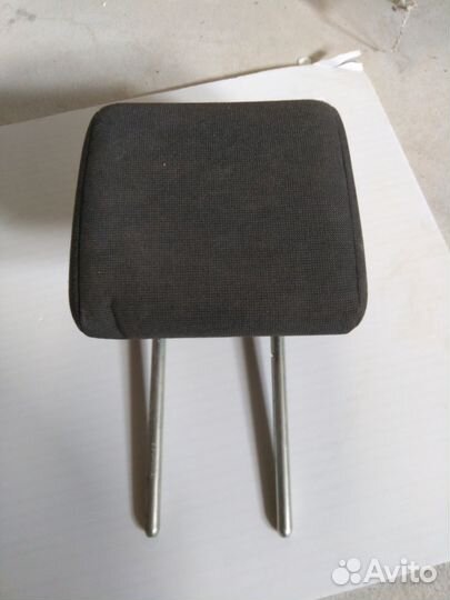 Подголовник задний Рено Меган 2