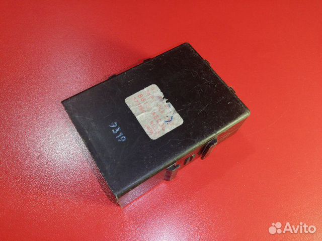 Блок управления селектором АКПП Subaru Legacy BE5