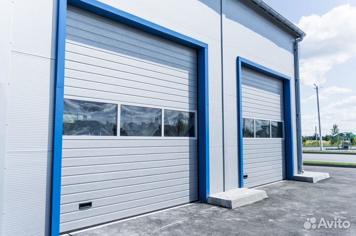 Промышленные секционные ворот от производителя