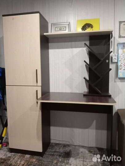 Письменный стол