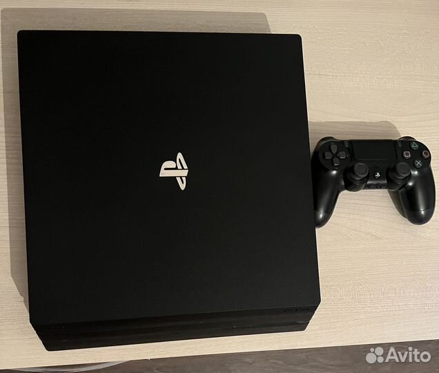 Sony playstation 4 PS4 pro 1tb с играми