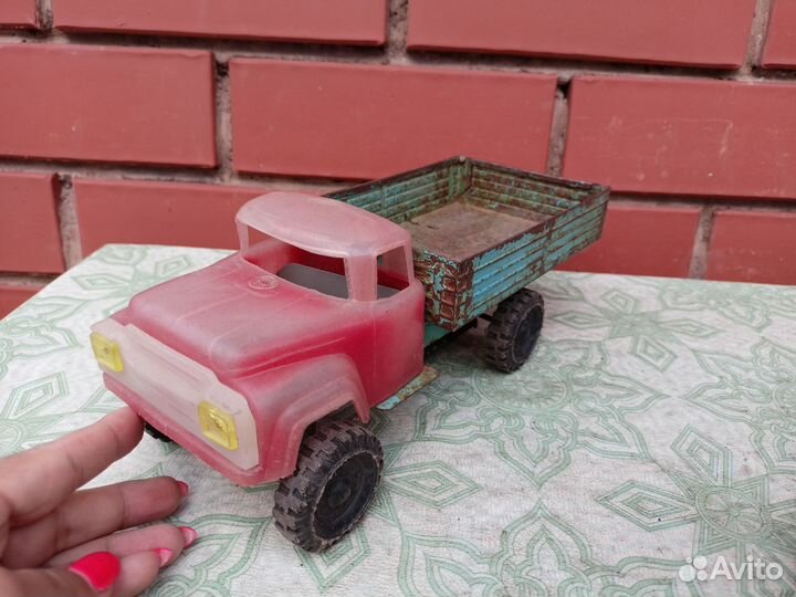 Ретро автомобиль СССР