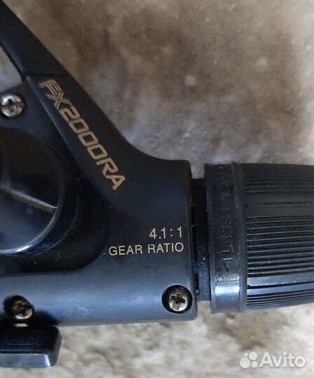 Катушка для рыбалки спининга Shimano FX 2000 RA