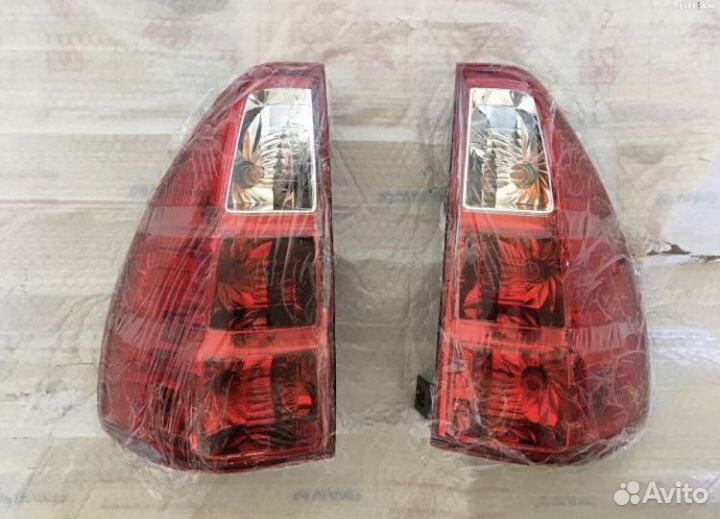 Prado 120 Стоп сигналы в стиле Lexus GX470 Z6MF9