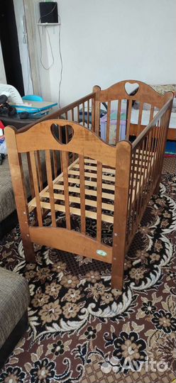 Детская кроватка