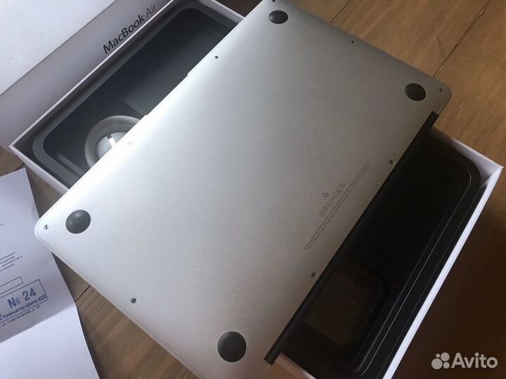 Macbook Air 11 mid 2012 64Gb