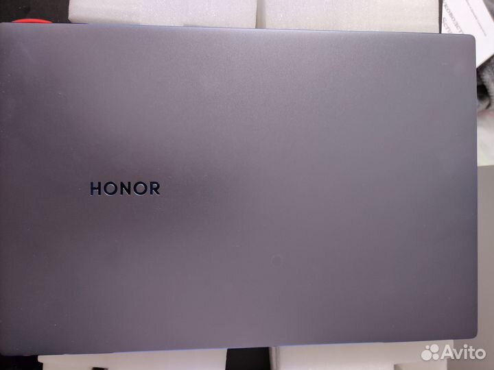 Ноутбук Honor MagicBook 14 (Windows 11, Office)