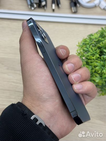 iPhone 12 Pro, 256 ГБ