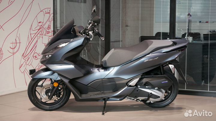 Скутер Honda PCX125