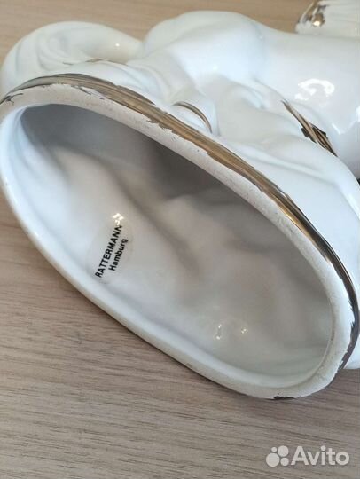 Конь Фарфор