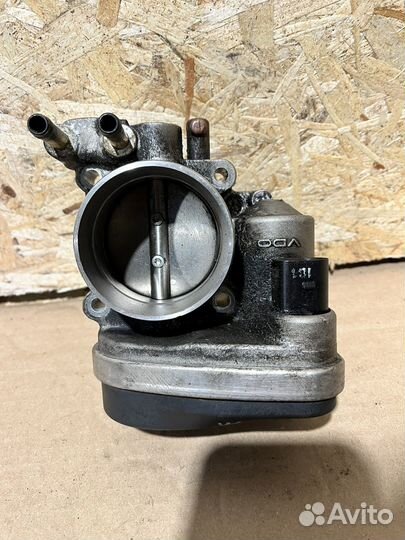 Дроссельная заслонка Volkswagen touran 09