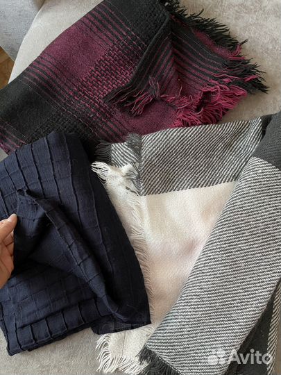 Шапка и 3 шарфа женские