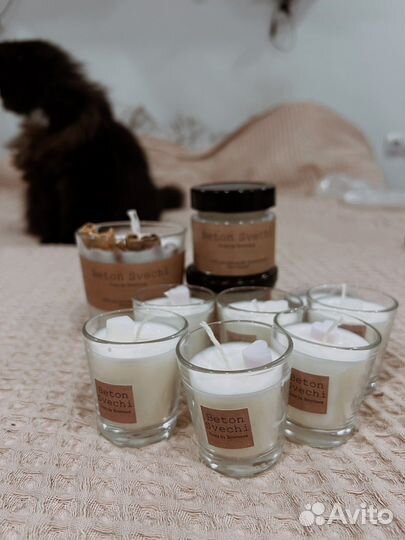 Свечи и бетонные подставки