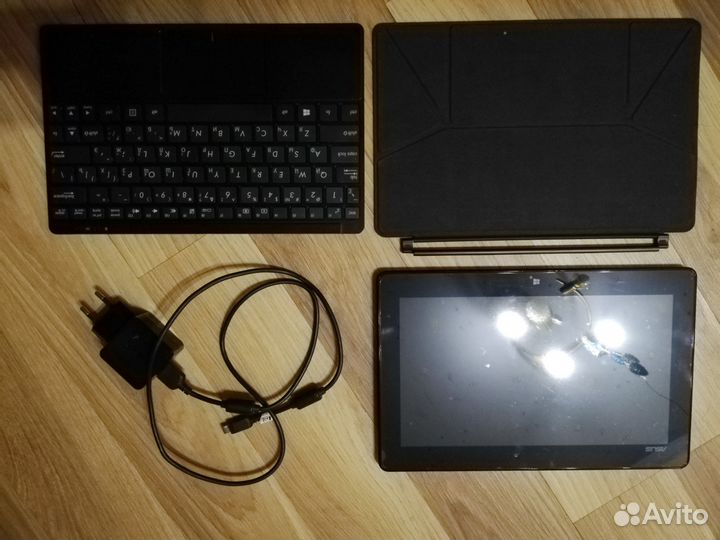 Планшет Asus VivoTab со съемной клавиатурой