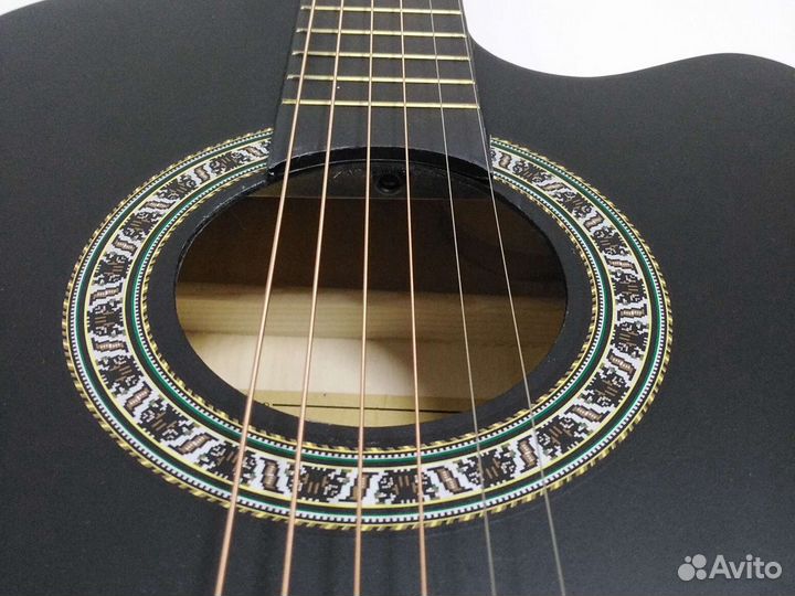 Гитара новая