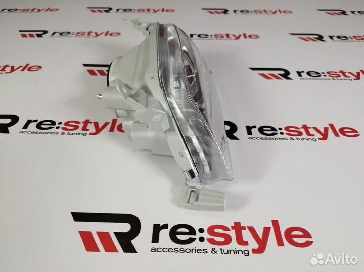 Фара Toyota Corona Premio 210 98-01 Левая U2311