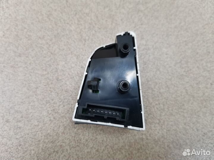 Кнопка управления звуком Solaris 1 96700-1R000A