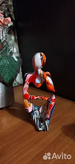 Статуэтка декоративная для интерьера