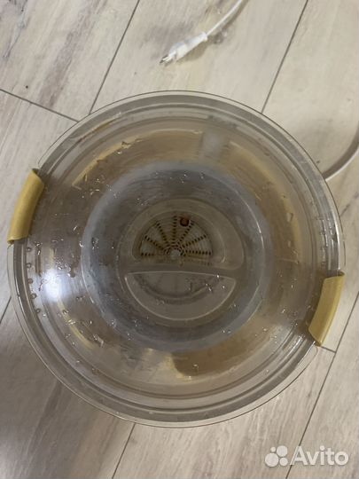 Центробежная соковыжималка Tefal ZE4001 Elea