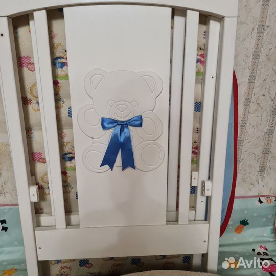 Детская кроватка