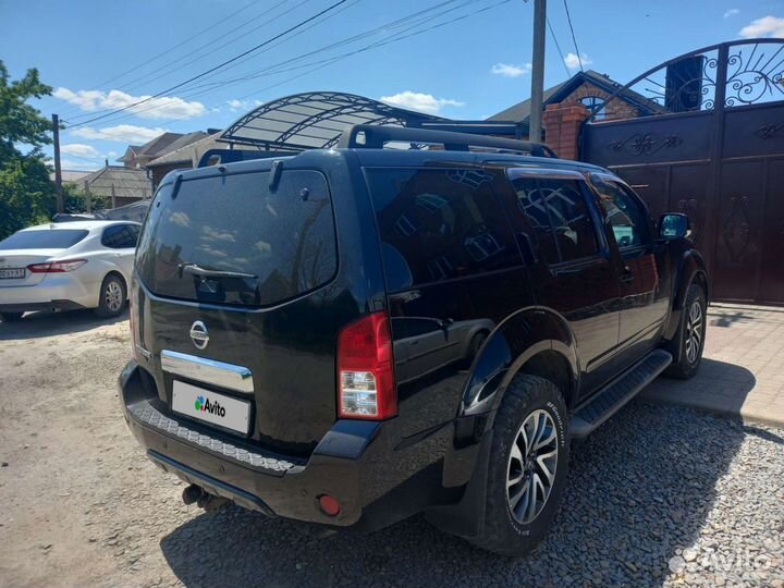 Nissan Pathfinder 2.5 AT, 2012, 219 000 км
