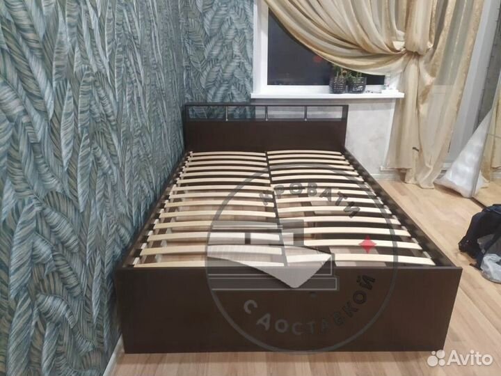 Кровать двуспальная
