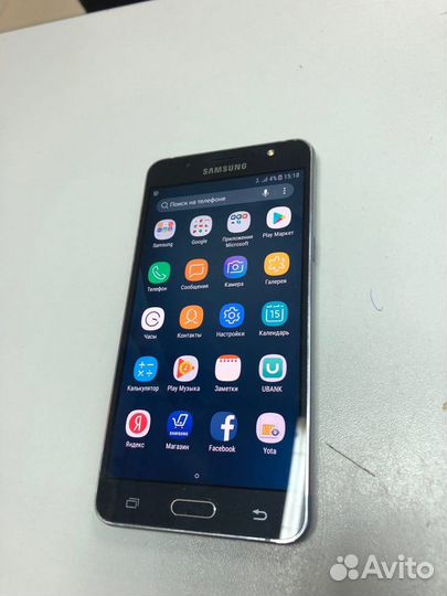 Смартфон Samsung Galaxy J5 (2016)