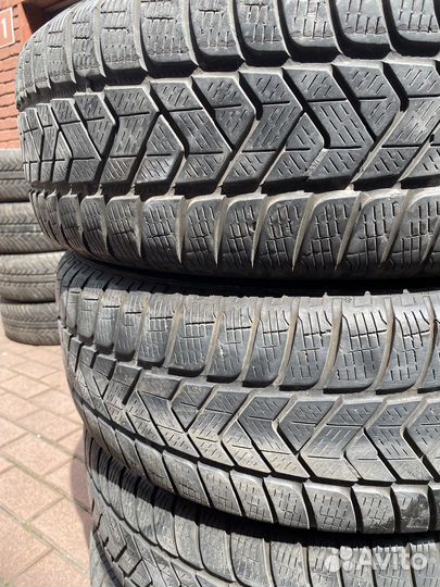 Pirelli Scorpion Winter 215/65 R17