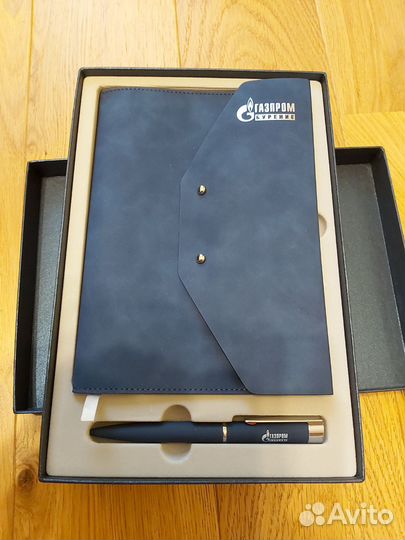 Ежедневник, визитница, записная книжка