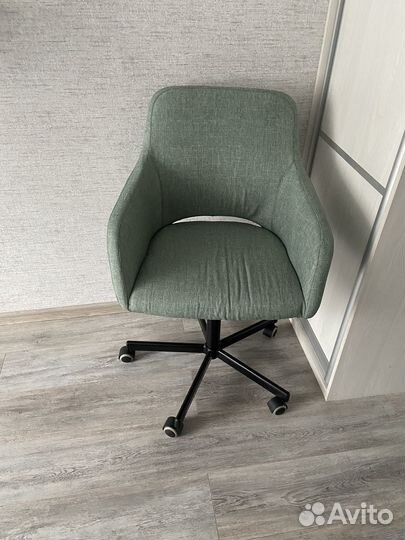 Компьютерное кресло