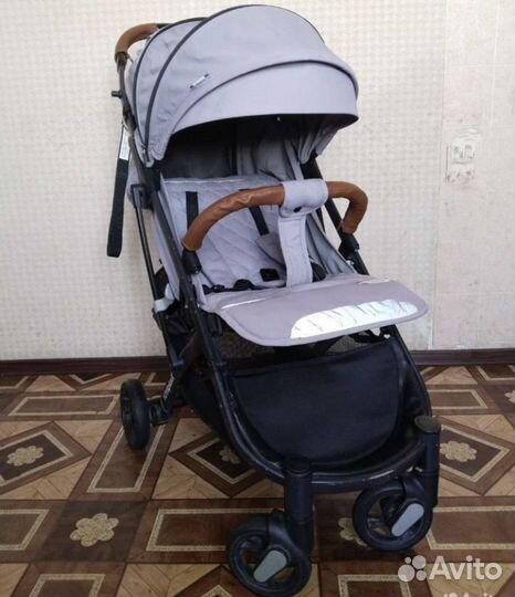 Прогулочная коляска yoya plus