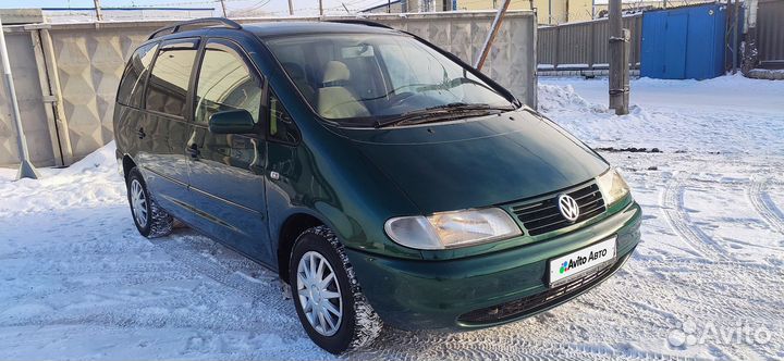 Volkswagen Sharan 1.8 AT, 1999, 217 310 км
