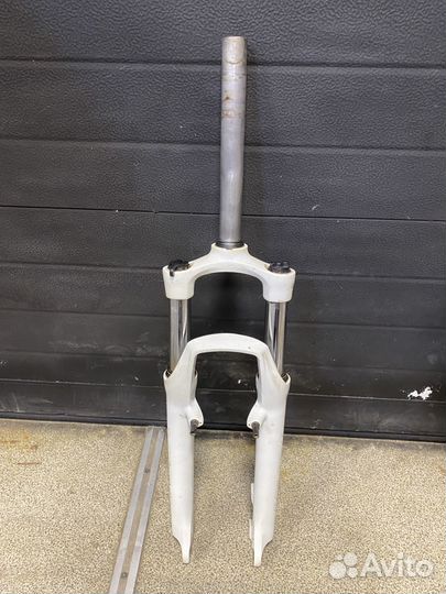 Вилка suntour xcm 26