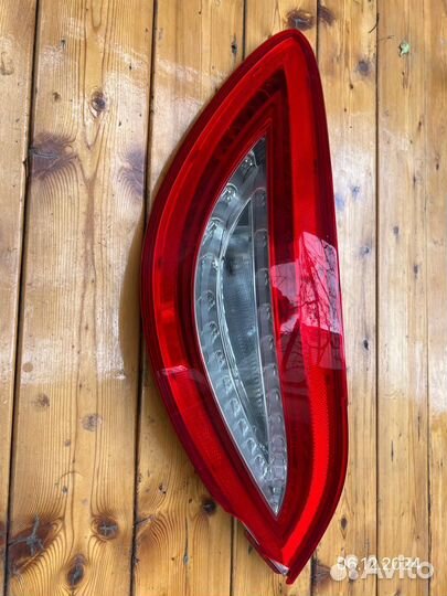Фонарь задний на Мерседес