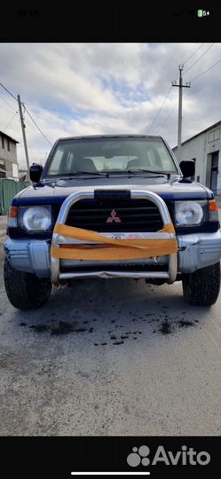 Mitsubishi pajero
