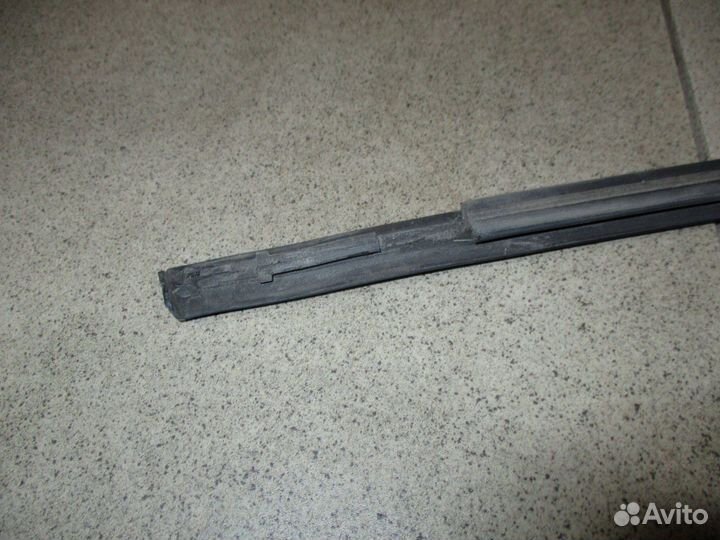 Молдинг крыши правый Nissan Tiida (C11)