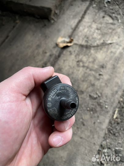 Клапан вентиляции топливного бака