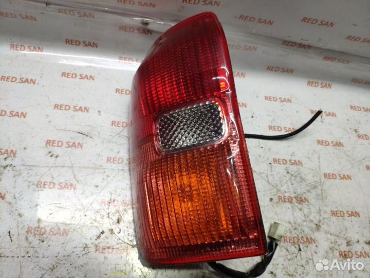 Стоп-сигнал левый Toyota Rav 4 ACA21R 1azfe 2002